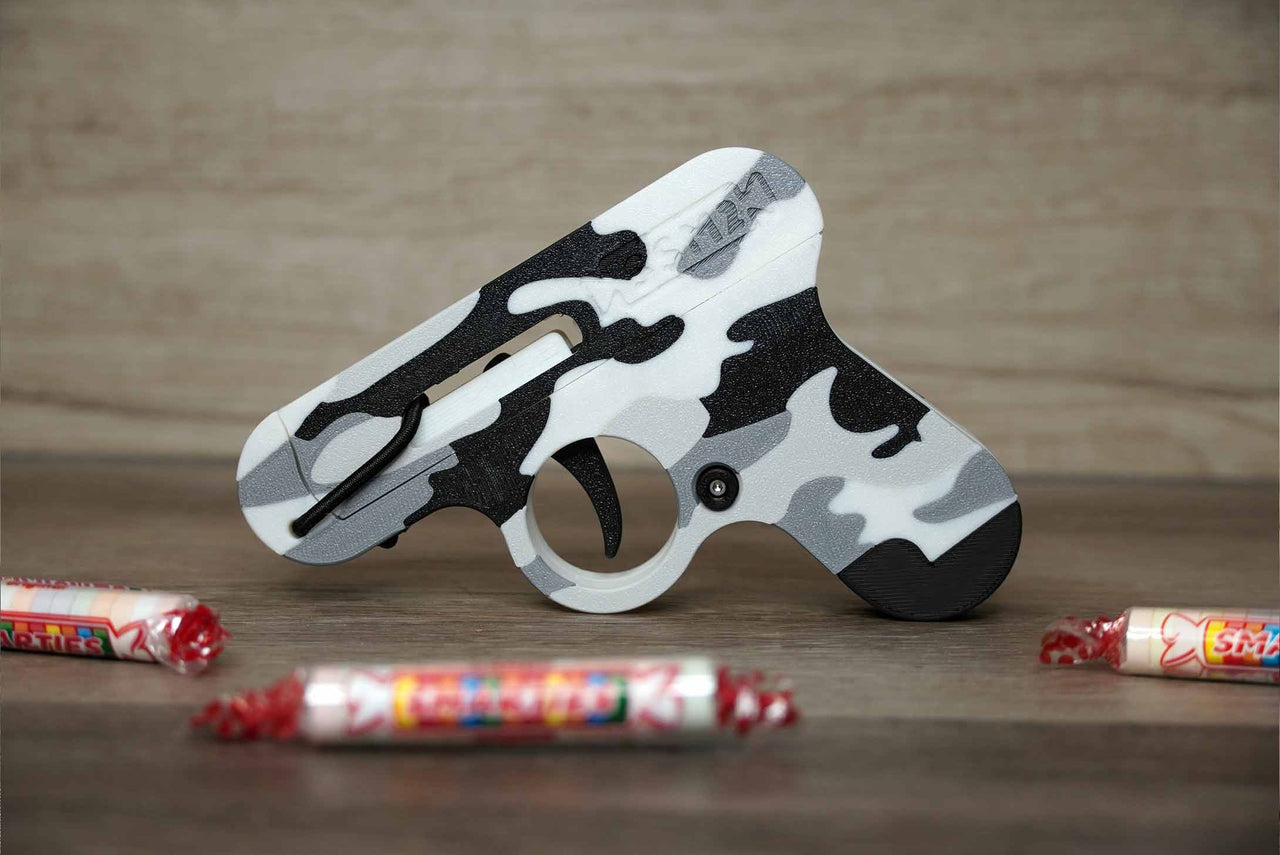 Smartee Gun - Camo - SSM3 - A gun that shoots Smarties Candy!