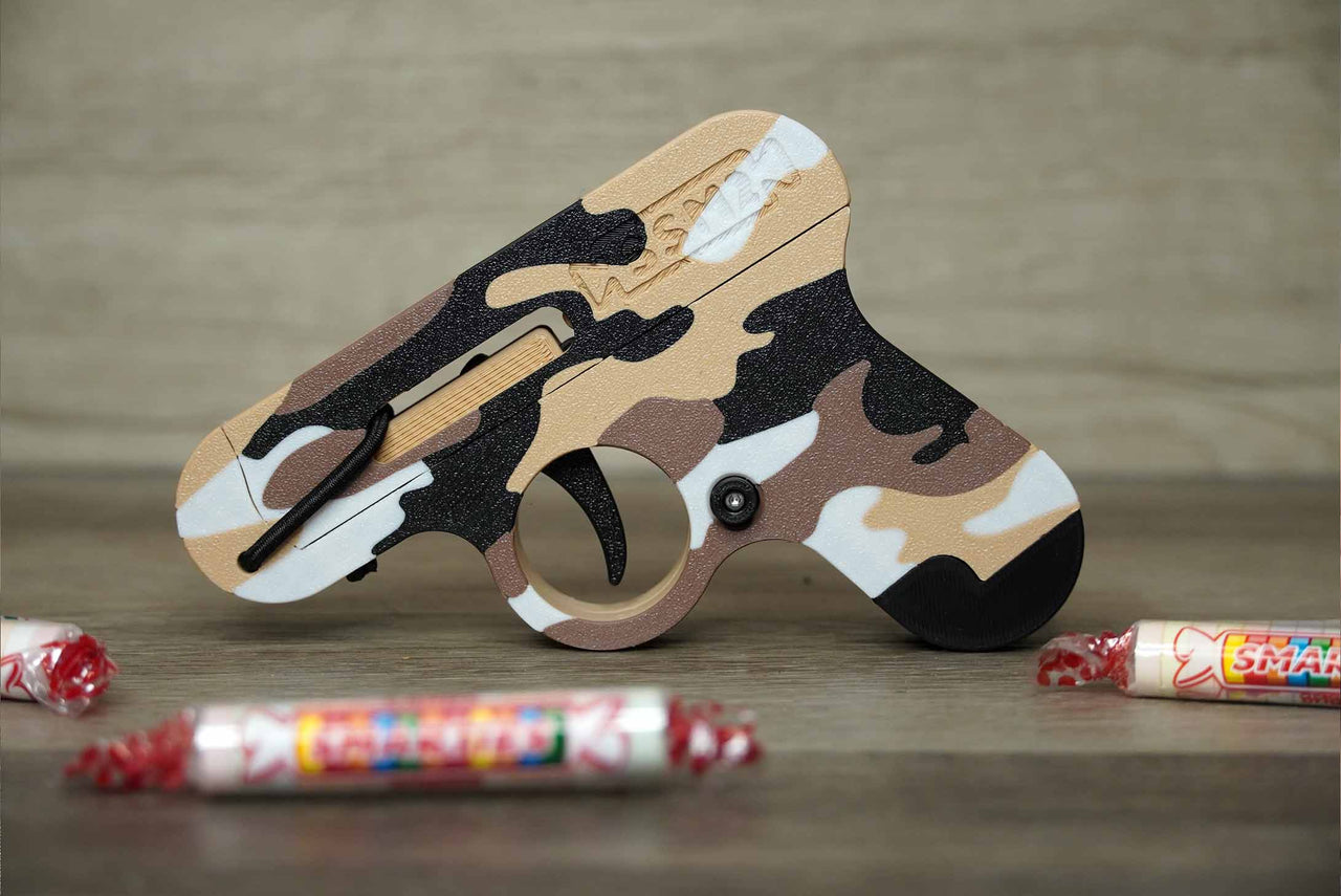 Smartee Gun - Camo - SSM3 - A gun that shoots Smarties Candy!