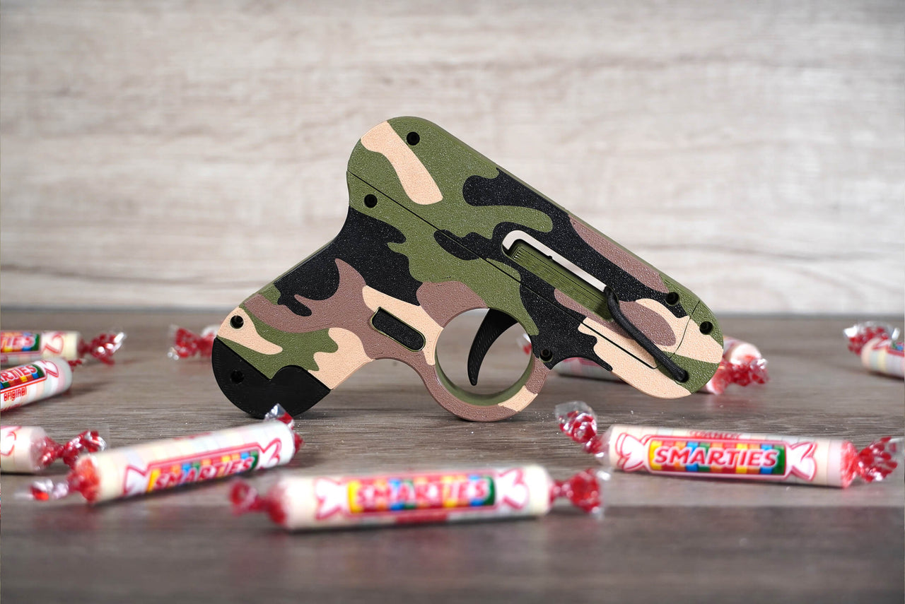 Smartee Gun - Camo - SSM3 - A gun that shoots Smarties Candy!