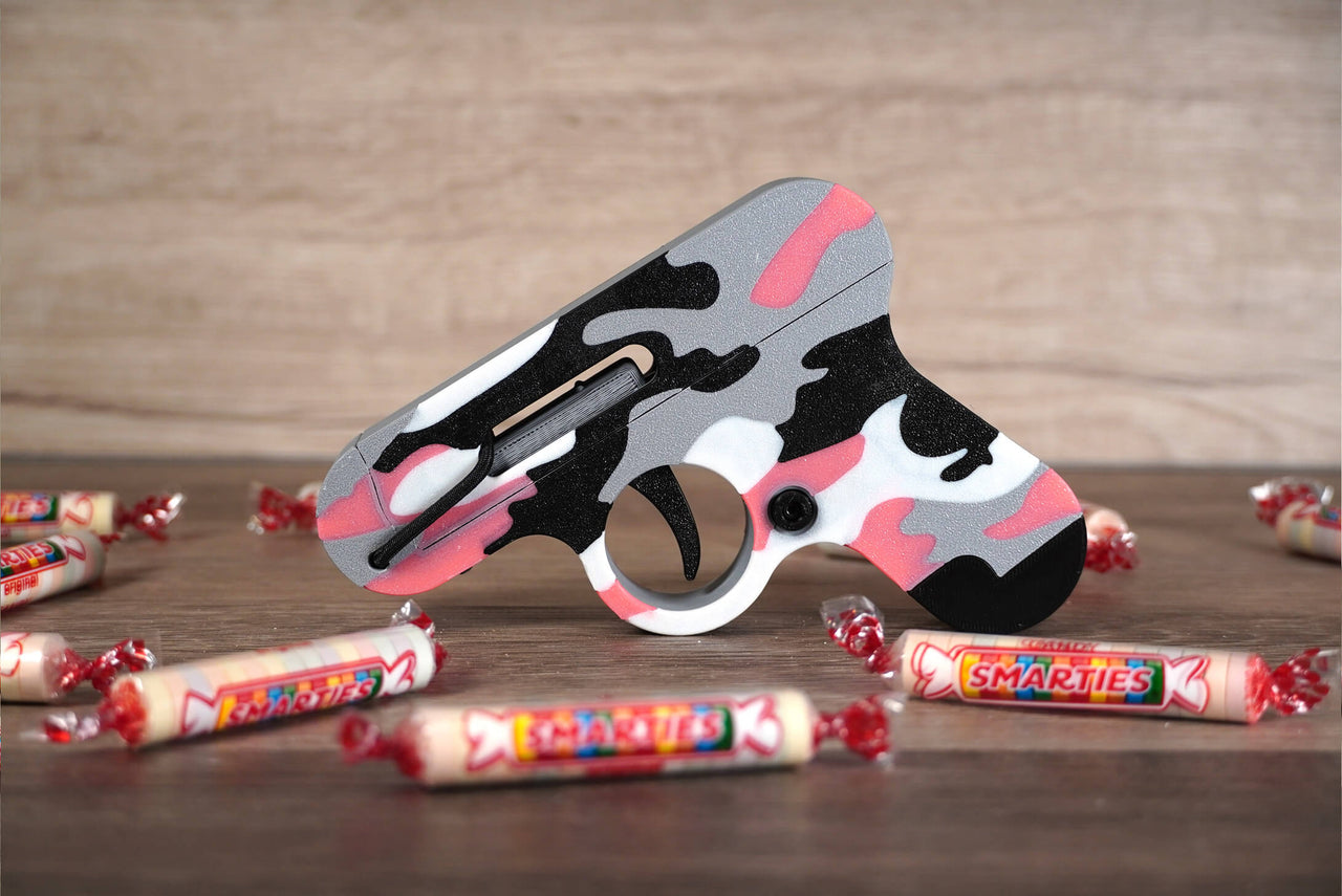 Smartee Gun - Camo - SSM3 - A gun that shoots Smarties Candy!